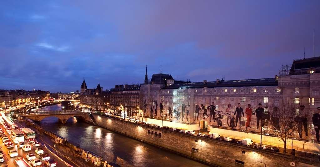 Le Notre Dame Saint Michel Parijs